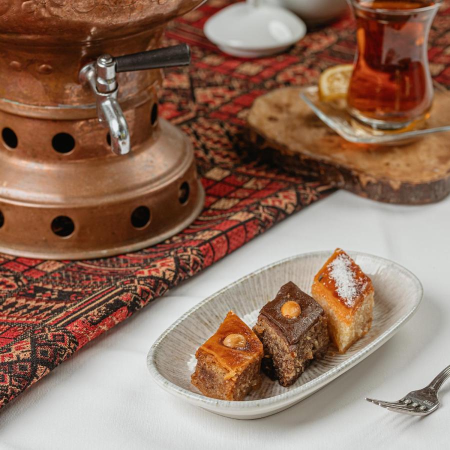 Sultan Makan Cuxuryurd Exterior foto