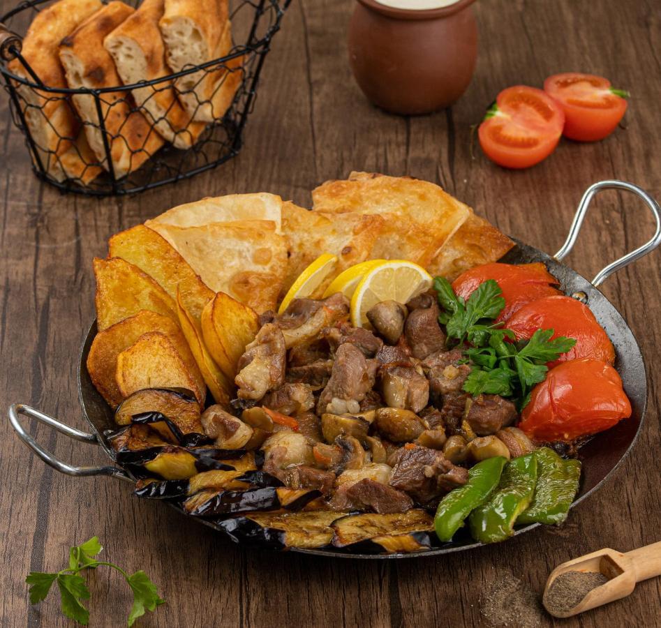 Sultan Makan Cuxuryurd Exterior foto