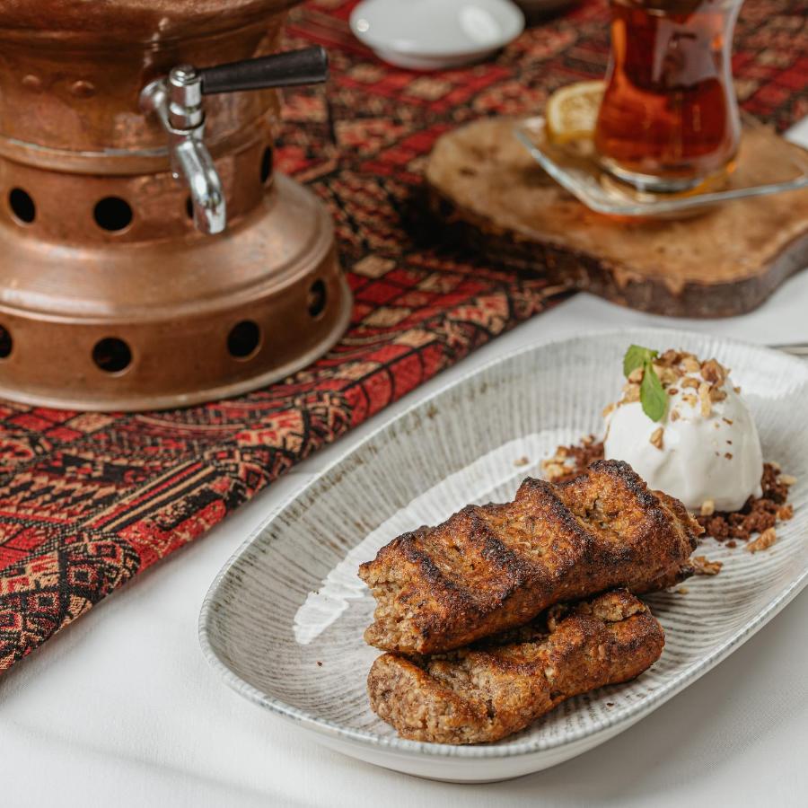 Sultan Makan Cuxuryurd Exterior foto